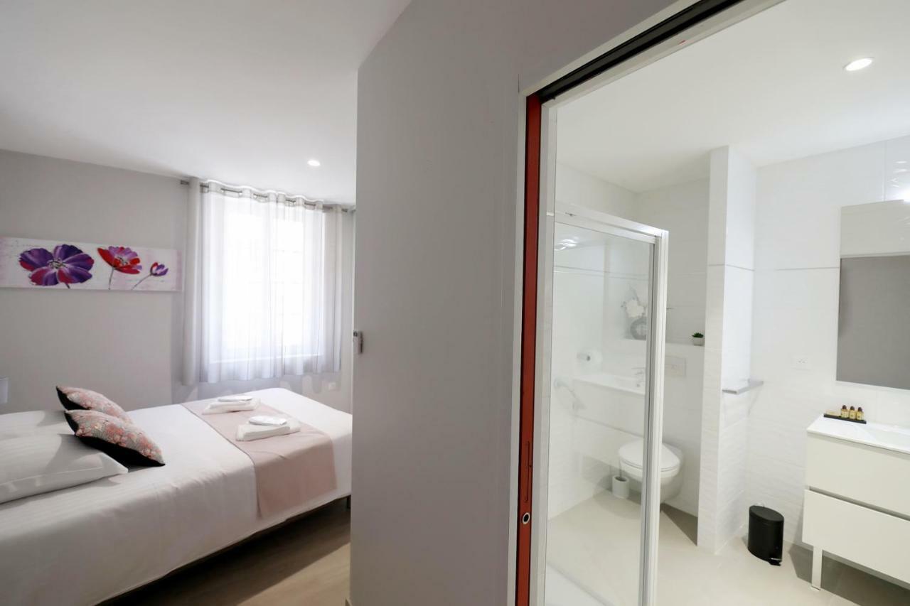 Le Porta 5 Apartment Albi Exterior photo