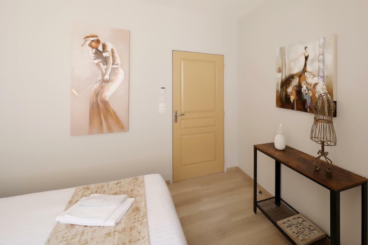 Le Porta 5 Apartment Albi Exterior photo