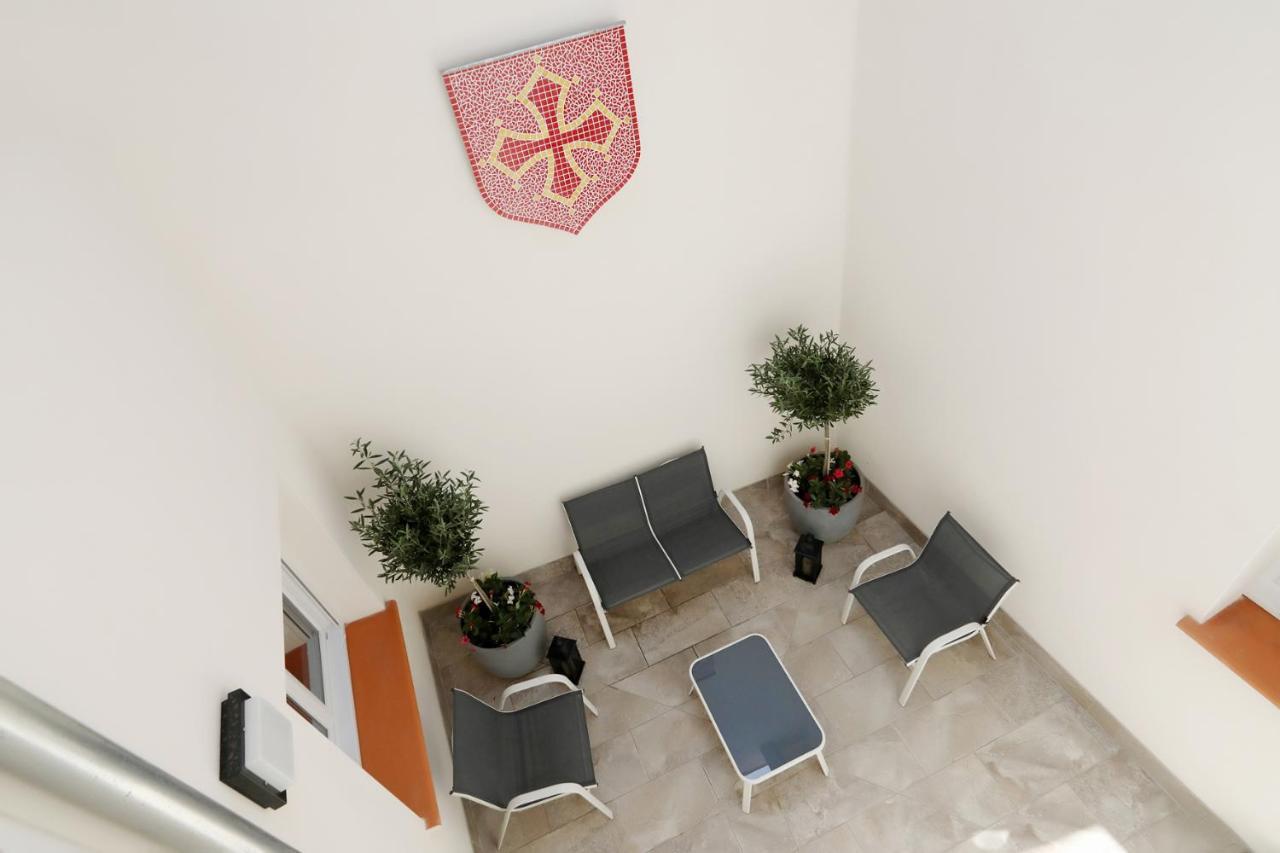 Le Porta 5 Apartment Albi Exterior photo
